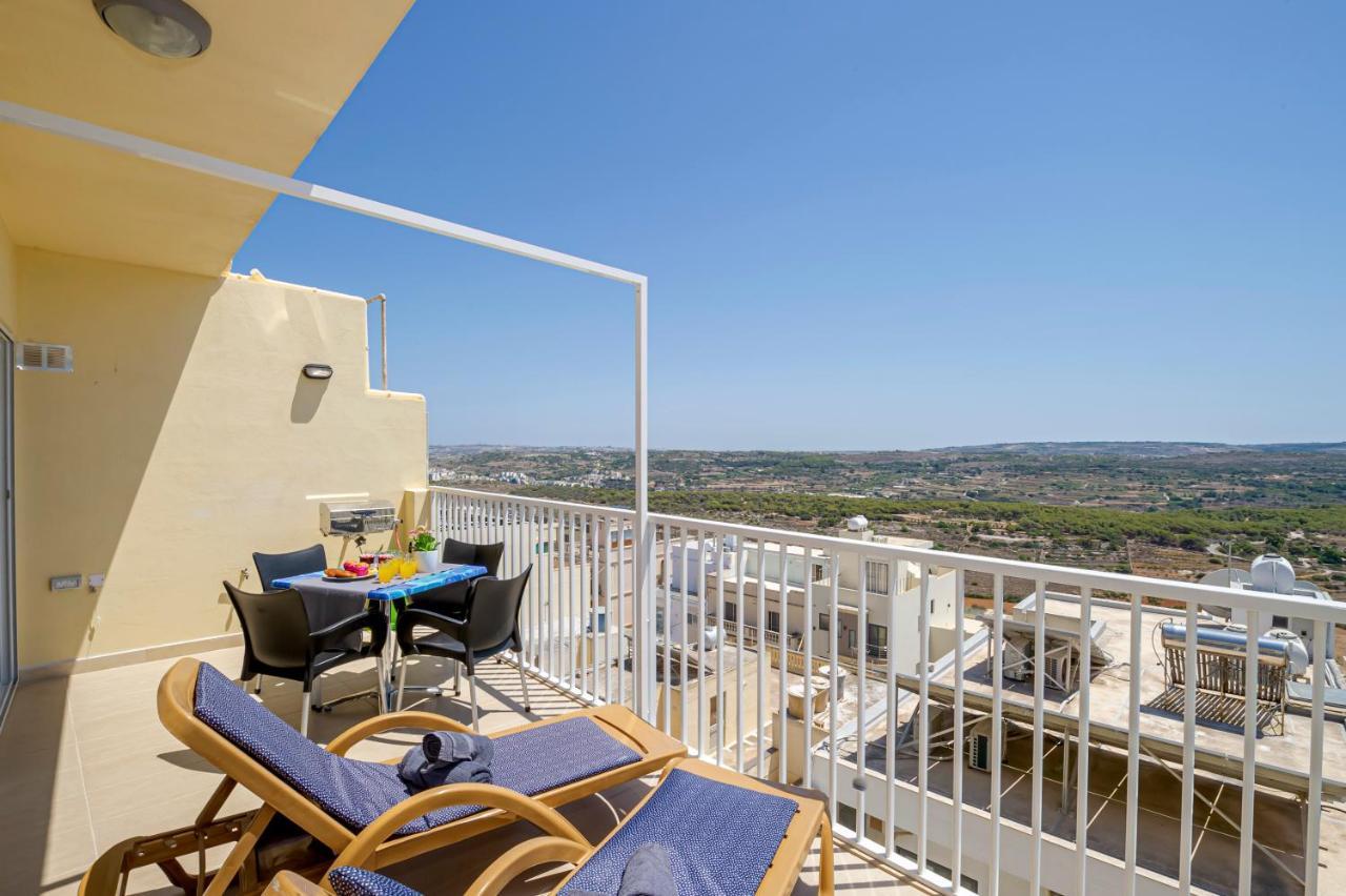 Summer Breeze Apartment With Terrace With Panoramic Views - By Getawaysmalta Mellieħa Exteriér fotografie