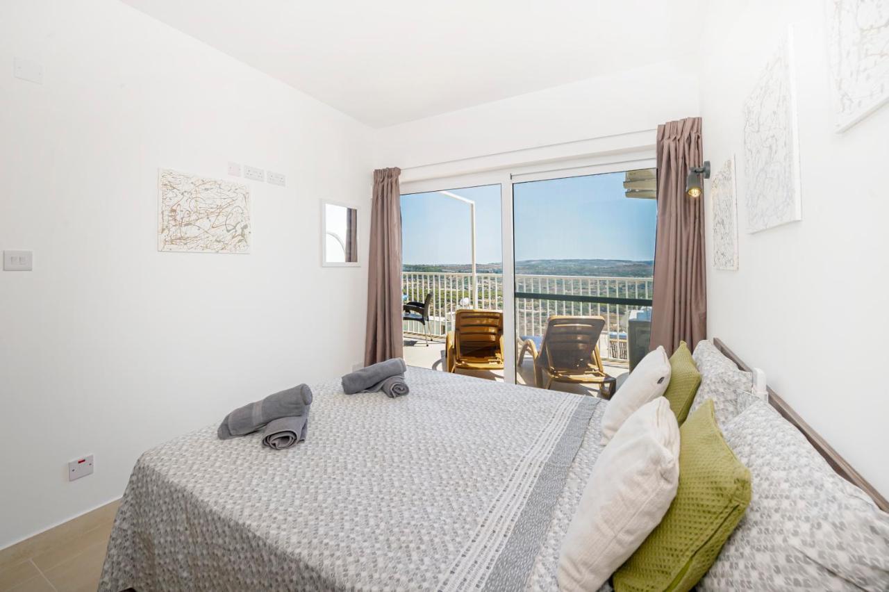 Summer Breeze Apartment With Terrace With Panoramic Views - By Getawaysmalta Mellieħa Exteriér fotografie