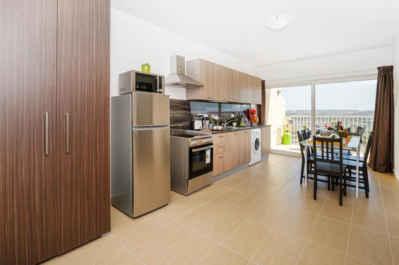 Summer Breeze Apartment With Terrace With Panoramic Views - By Getawaysmalta Mellieħa Exteriér fotografie